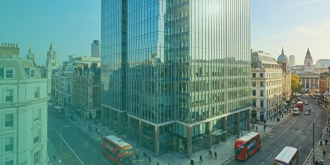 Modern city office building in a financial district representing organisations implementing sustainable energy procurement strategies 2026 across commercial property portfolios.
